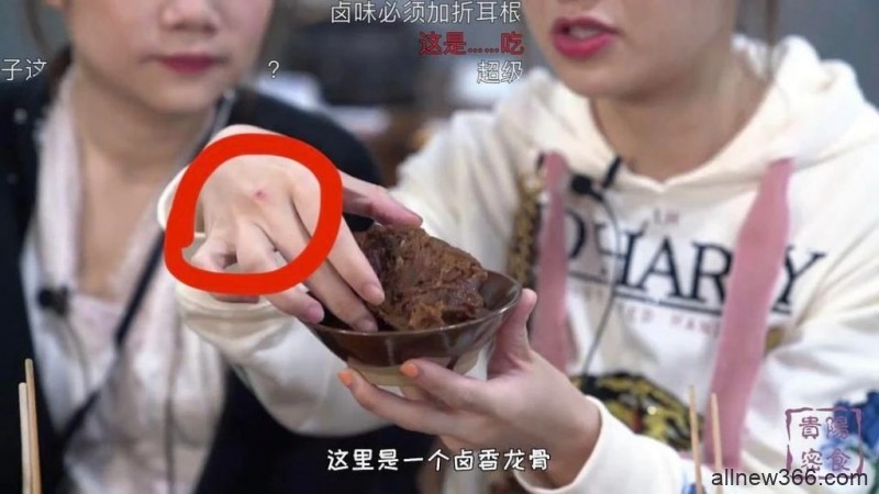 大胃王桐桐哭诉离婚，老公坐享600万？催吐暴食祸害的可是她的生命！