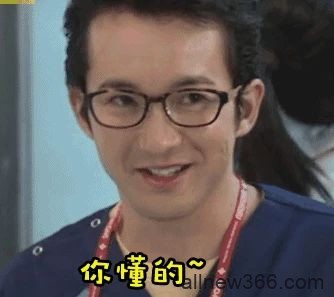 男演员拍激情戏故意吃豆腐？钙向男星狂加吻戏立直男人设洗白自己？