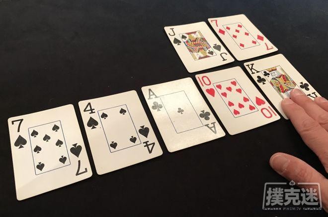 德州扑克为何“发牌两次”并未影响你的EV？