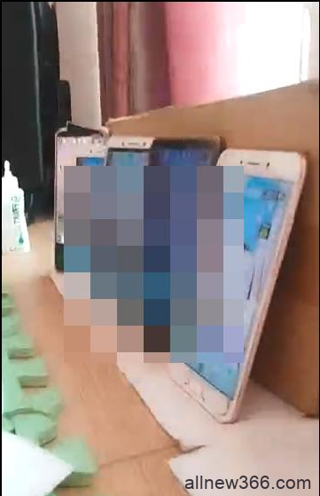 少夫锁老妻，女总理被骂荡妇，男子乘坐飞机猥亵女乘客