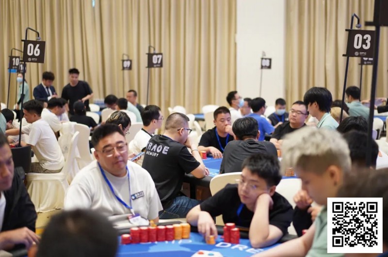 【EV扑克】DPC圆梦杯｜危邵坚领衔16人晋级主赛决赛，唯一女选手章艺以120w记分牌成功晋级