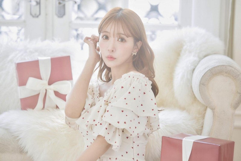 14岁破处!三上悠亜(三上悠亚)自爆学校楼梯转角「打野战」下海关键曝光网惊呆