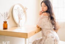 清新甜美小公主「瑀彤 Shirley」，碎花洋裝裡「曼妙曲線」若隱若現！-蜗牛扑克官方-GG扑克