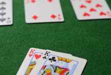 【EV扑克】教学：当对手买暗三条时，怎样才能尽量减小波动-蜗牛扑克官方-GG扑克