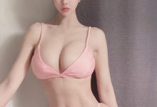 咖啡廳「性感姊姊」極品視角好迷人！天菜外型讓人瞬間戀愛-蜗牛扑克官方-GG扑克