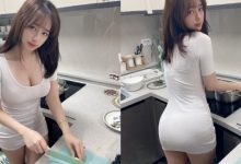 今天不吃大餐就吃你！小廚娘「金娜娜」爆乳下廚　貼身衣服襯托曲線-蜗牛扑克官方-GG扑克