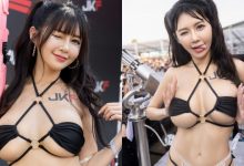 巨乳甜心「安希」拿粉紅水槍狂射！超狂比基尼讓「白嫩雙球」大面積露出！-蜗牛扑克官方-GG扑克