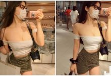 百貨商場驚見「爆乳口罩妹」，超低胸視角火辣自拍，巨大H奶要掉出了！-蜗牛扑克官方-GG扑克