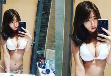 長輩太兇啦！正妹鏡前自拍「白色巨乳」，惹火尺寸令人衝動！-蜗牛扑克官方-GG扑克