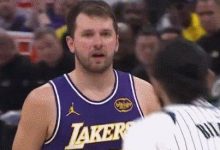 大发体育-东契奇和比塔泽互喷吃T 下场将被停赛，大发助力你的致富之路！-蜗牛扑克官方-GG扑克