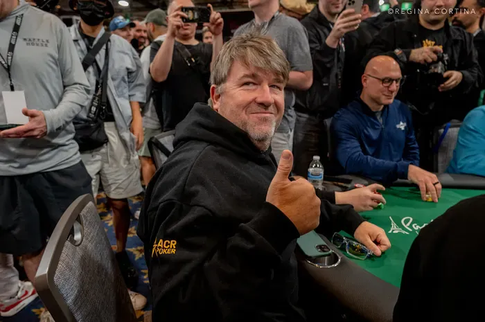 【EV扑克】WSOP主赛泡沫圈炸裂：Moneymaker出局，剩下的人全笑了-蜗牛扑克官方-GG扑克